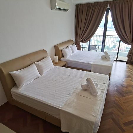 Landmark Stunning High Floor Coast View Studio #Netflix #Fast Wifi Tanjung Tokong Экстерьер фото