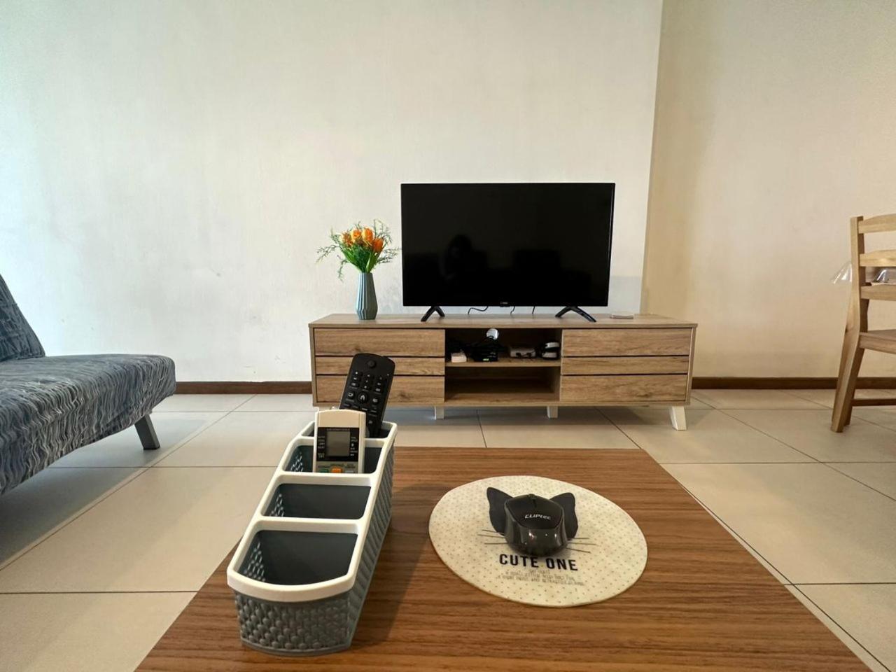 Landmark Stunning High Floor Coast View Studio #Netflix #Fast Wifi Tanjung Tokong Экстерьер фото